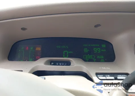 2005 Mercury Grand Marquis Ls/Lse из США, поврежденный, VIN 2MEHM75W45X663575